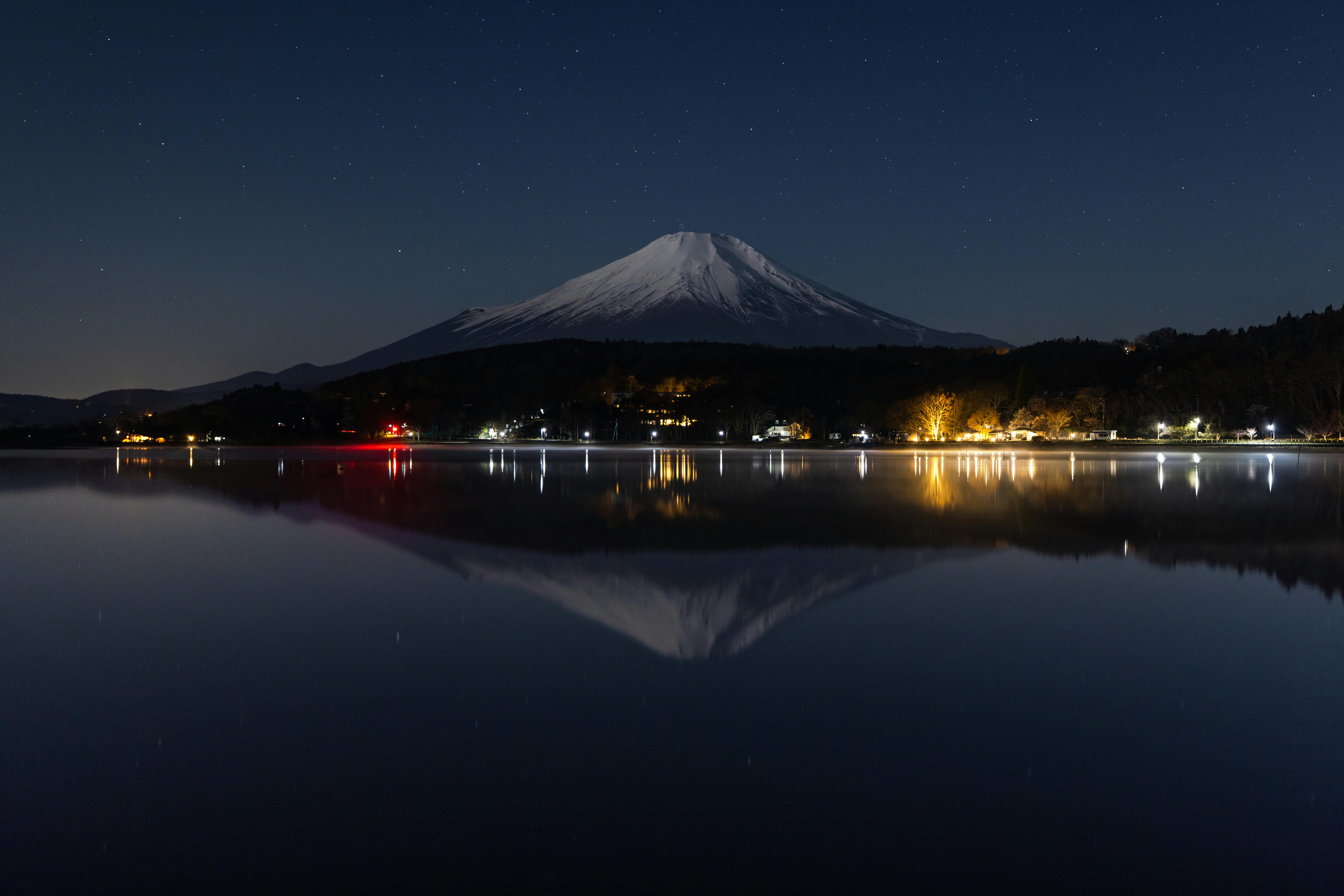 Mt. Fuji and water paddle sports